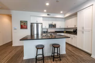 Photo #6: 230014360 Listing 