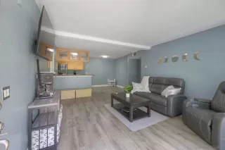 Photo #2: 230014382 Listing 