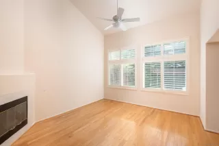 Photo #3: 230014392 Listing 