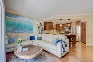 Photo #1: 230014404 Listing