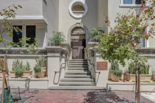 Photo #4: 230014404 Listing