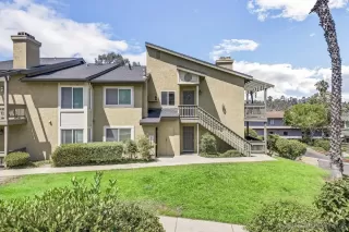 Photo #2: 230014418 Listing 