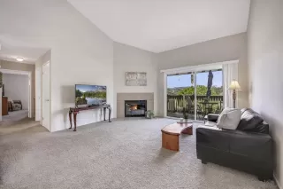 Photo #6: 230014418 Listing 