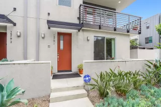 Photo #1: 230014429 Listing 