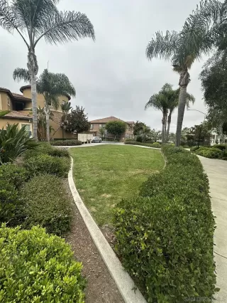 Photo #6: 230014436 Listing