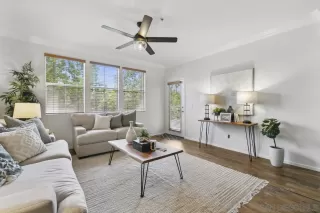 Photo #5: 230014439 Listing