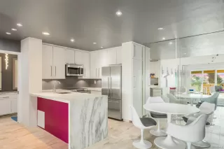 Photo #5: 230014458 Listing