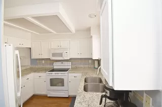 Photo #1: 230014473 Listing