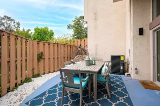 Photo #3: 230014505 Listing