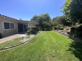 Photo #3: 230014506 Listing 