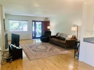 Photo #5: 230014506 Listing 