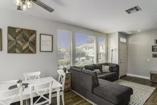 Photo #4: 230014524 Listing