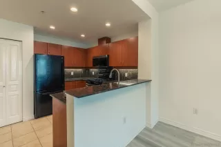 Photo #2: 230014557 Listing