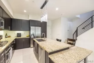 Photo #2: 230014568 Listing