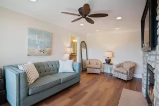 Photo #4: 230014585 Listing 