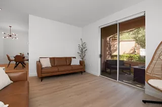 Photo #6: 230014594 Listing