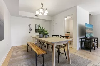 Photo #5: 230014597 Listing