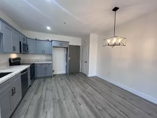 Photo #4: 230014600 Listing