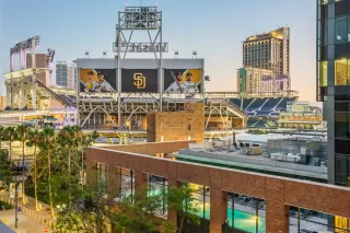 Photo #1: 230014604 Listing 