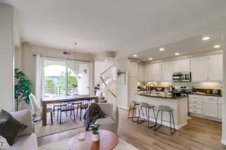 Photo #5: 230014646 Listing