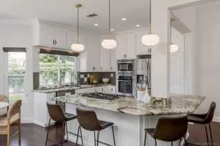 Photo #4: 230014655 Listing