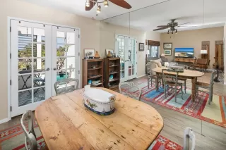 Photo #5: 230014659 Listing