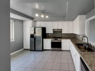 Photo #5: 230014740 Listing