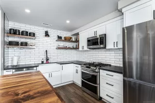 Photo #3: 230014793 Listing