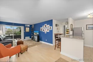 Photo #6: 230014796 Listing 