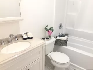 Photo #6: 230014842 Listing 