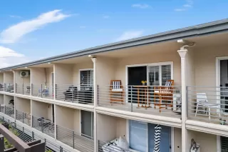 Photo #3: 230014881 Listing 