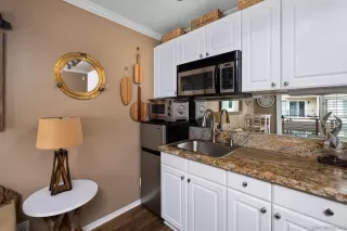 Photo #6: 230014881 Listing 