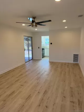 Photo #1: 230014889 Listing