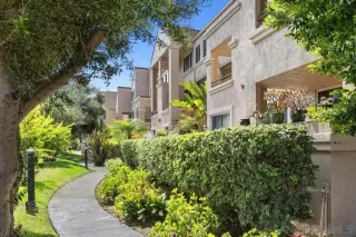 Photo #2: 230014890 Listing