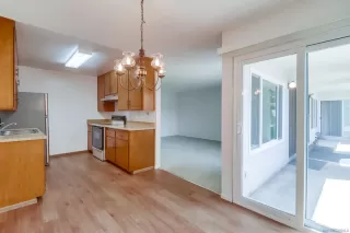 Photo #6: 230014895 Listing