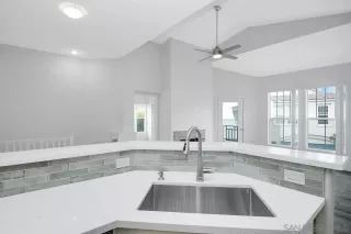 Photo #5: 230014908 Listing 