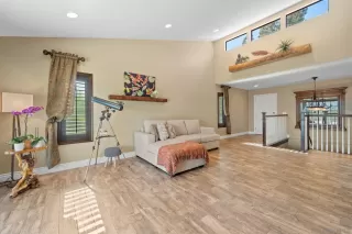 Photo #4: 230014953 Listing 