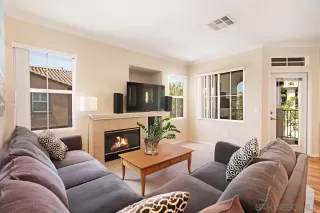 Photo #5: 230014968 Listing