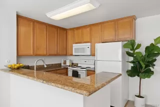 Photo #5: 230014970 Listing 