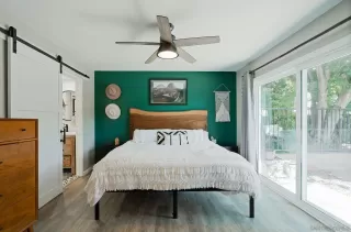 Photo #3: 230014972 Listing