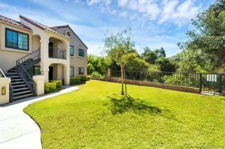 Photo #1: 230014988 Listing