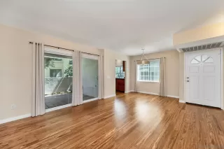 Photo #3: 230014988 Listing