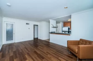 Photo #3: 230015075 Listing