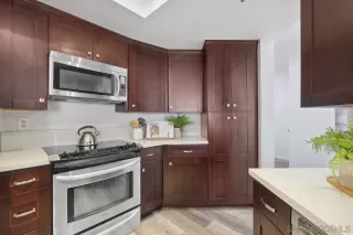 Photo #4: 230015081 Listing