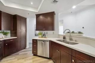 Photo #5: 230015081 Listing