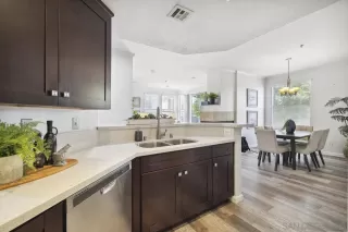 Photo #6: 230015081 Listing