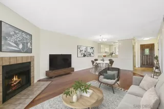 Photo #4: 230015090 Listing