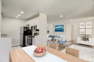 Photo #2: 230015124 Listing