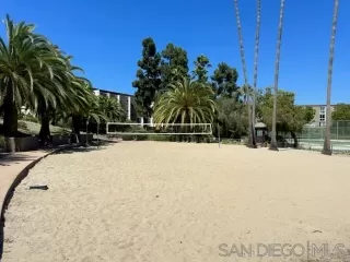 Photo #4: 230015150 Listing