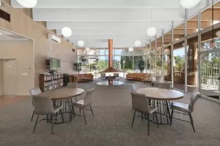 Photo #5: 230015165 Listing